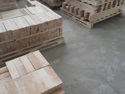 Πριστή ξυλεία, μπιγιέτες, ζωφόροι πεύκο, έλατο, πεύκη, οξιά, δρυς από την Ουκρανία FCA